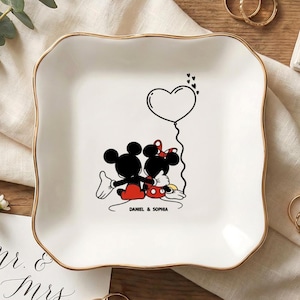 Aangepaste Disney-ringschotel, Mickey & Minnie-ballontray, gepersonaliseerde verlovingsringhouder, Disney-huwelijkscadeau, leuk dienblad bruidssieraden