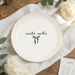 Personalized Aunt Name Ring Dish, Custom Auntie Jewelry Dish, Pregnancy Announcement Auntie Gift, Gift from Niece image 8