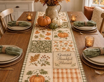 Camino de mesa personalizado para Acción de Gracias, camino de mesa de lino con nombre personalizado, decoración otoñal con el mensaje "Agradecido, bendecido", decoración de mesa con diseño de calabazas y patchwork.