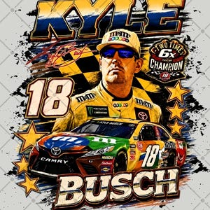 Pode incluir: Design gráfico com Kyle Busch, um piloto da NASCAR, com o seu carro. O design inclui o número 18, as palavras "Kyle Busch" e "Busch", e o texto "Two Times 6x Champion". O carro é amarelo, verde, azul e vermelho.
