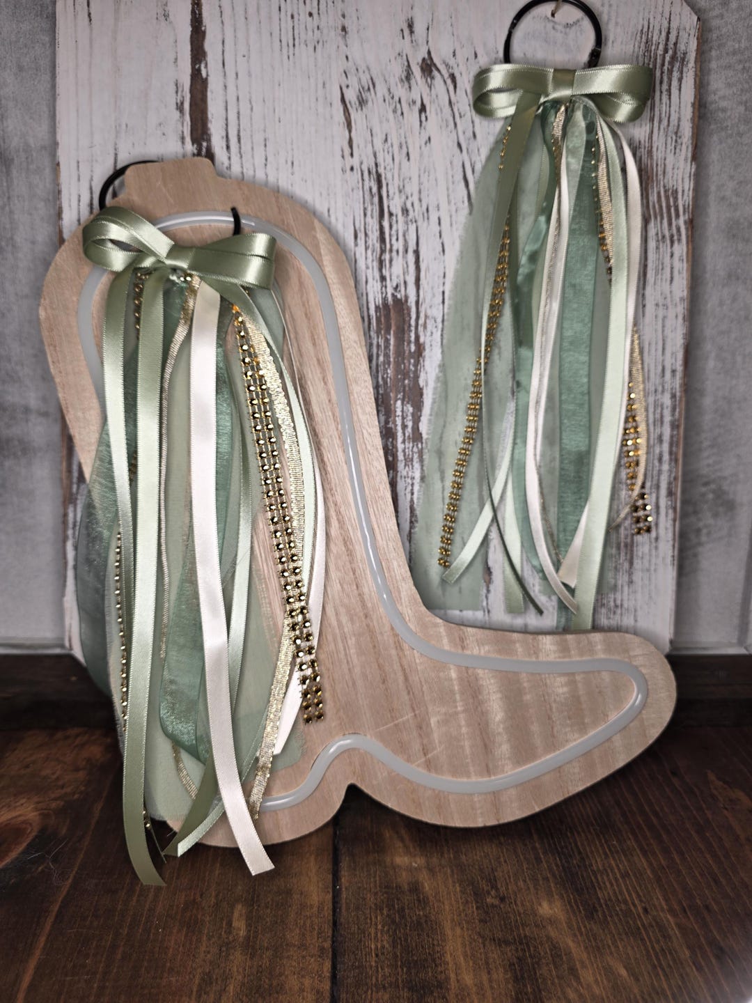 Green Cowgirl Boot Bows: Country Concert Cowboy Boot Accessory Ribbons ...