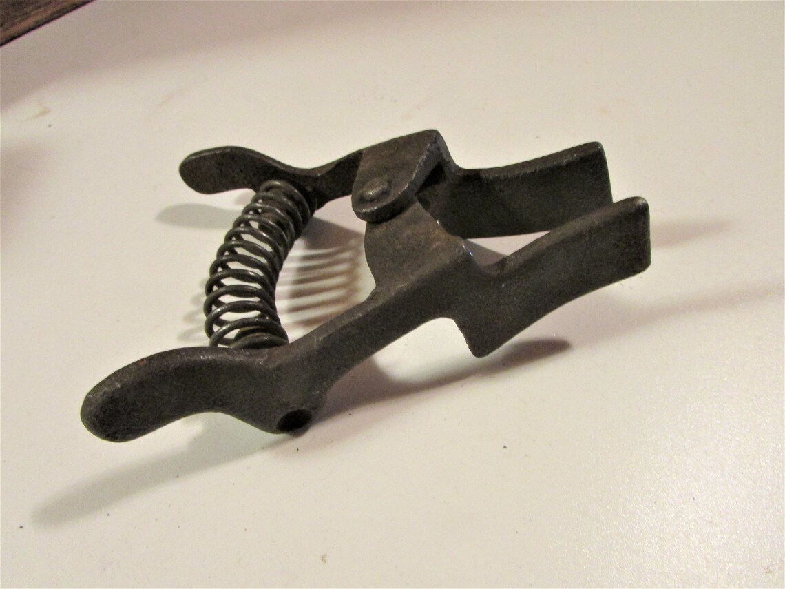 Unusual Spring Clamp Hand Clamp Antique Vintage Cast Iron 7495 Etsy