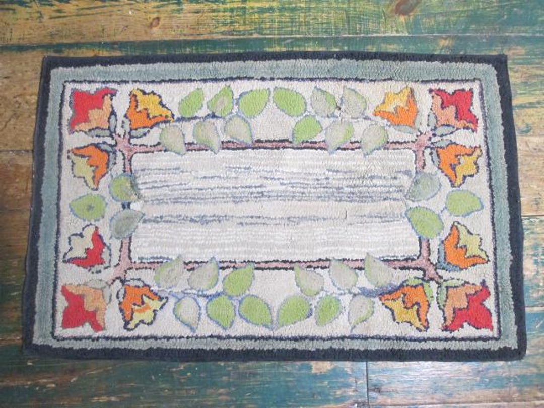 Old Hooked Rug Fall Autumn Colors Leaves and Flowers Scatter Size M28 ...