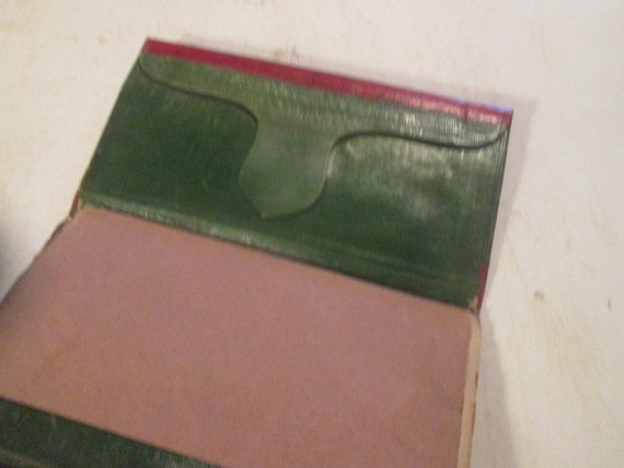 True Antique Red Leather Wallet Green Interior Vi… - image 5