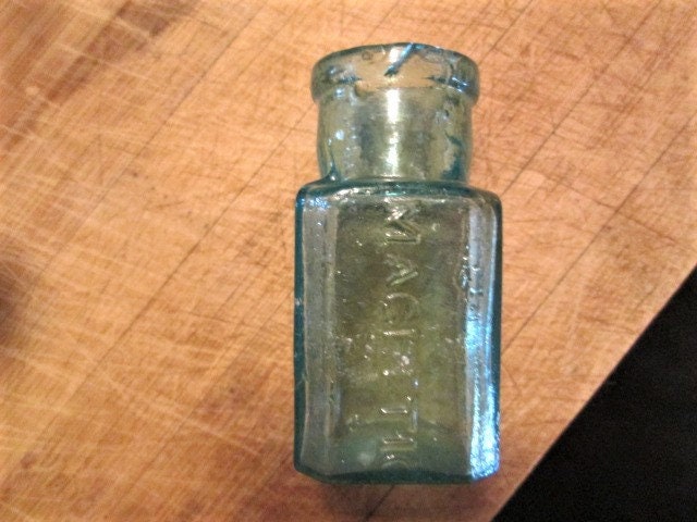 Vintage Drug Store Milk Glass Jar Resinol Medicine Bottle Ointment