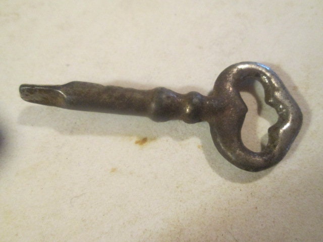 Iron Lock and Key Old Vintage Antique Rare Decorative Collectible BB-48