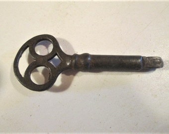 Vintage Iron Key for Treadle Sewing Machine Drawers 3 Sided Owl Eye Handle temp 50J