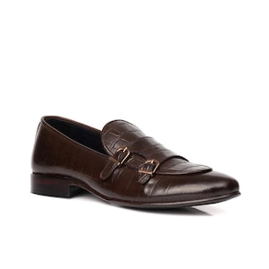 Brown Leather Loafers with Fringe Detail - Luxury Men’s Slip-On Shoes - Stylish & Comfortable
