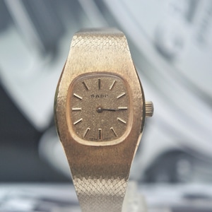 Vintage 70&#39;s Rado Manual Winding All Gold Tone Ladies Watch - Classic Elegance, Textured Bracelet