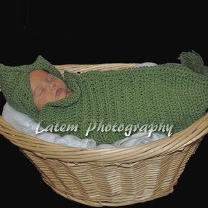 baby cocoon, crochet pattern, pea pod, photo prop, crocheted baby cocoon, newborn cocoon, handmade, photo prop,