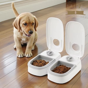 Puede incluir: Un juego de tres tazas de cerámica con un acabado moteado y mate. Las tazas son de color crema, marrón claro y marrón oscuro. Cada taza tiene un diseño simple y minimalista.