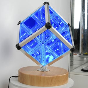 Rotating Infinity Cube Lamp – Sound-Activated LED Mirror Light