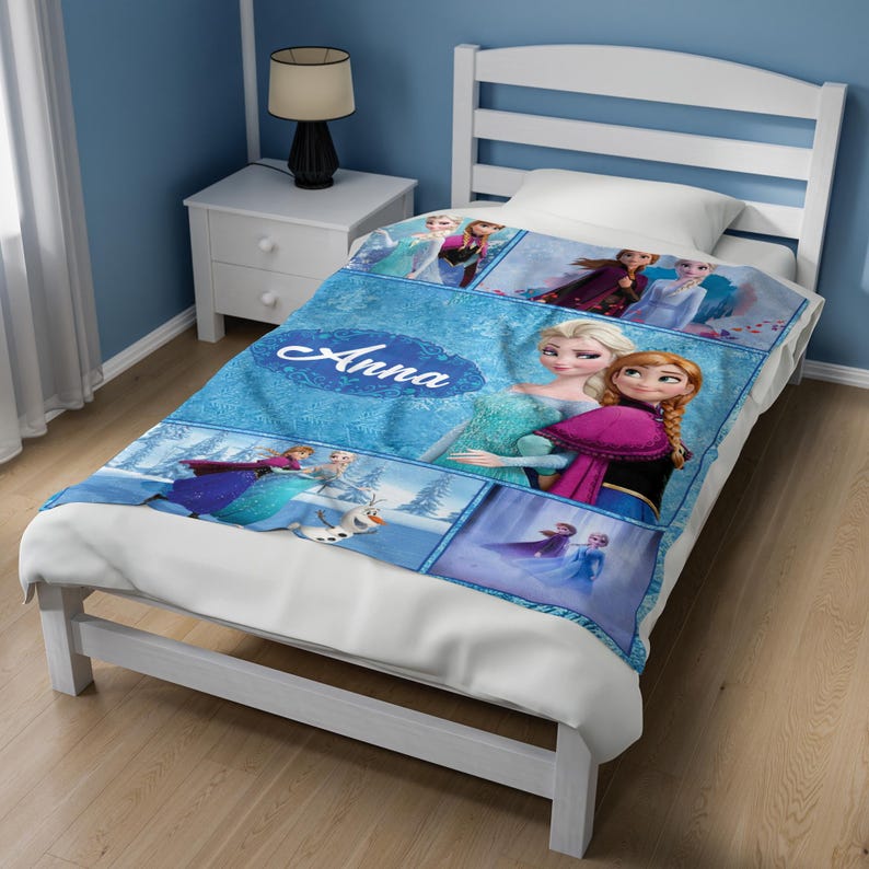 Personalized Frozen Elsa Queen Fleece Blanket, Elsa Queen Blanket, Frozen Blanket, Frozen Movie Blanket, Custom Name Elsa Blanket AXHK07 image 3