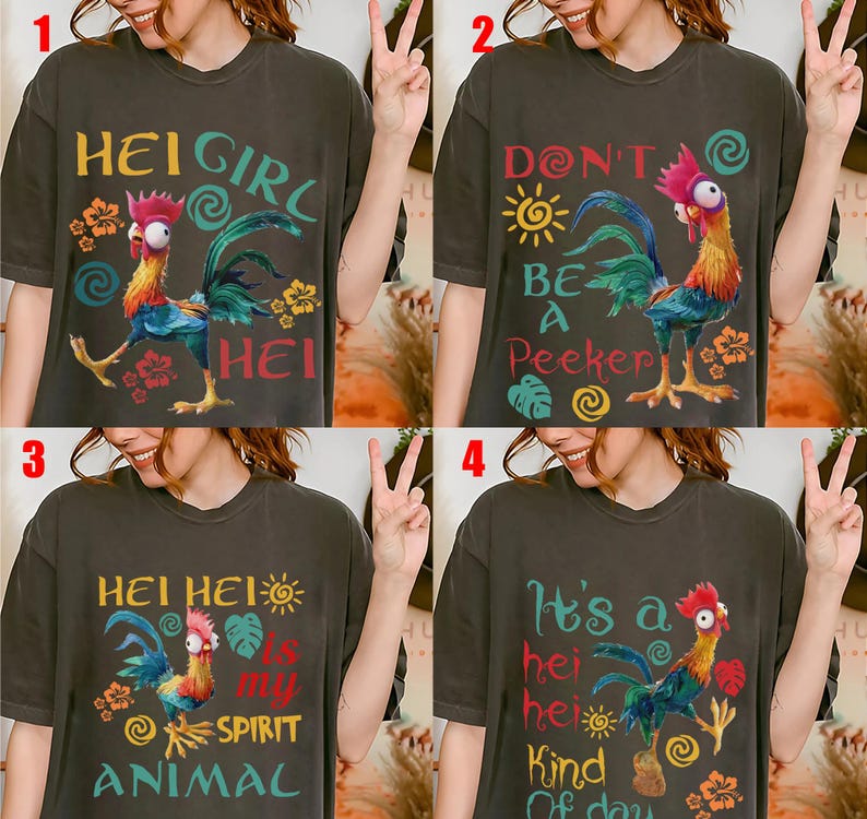 Op de afbeelding: Vier donkergrijze t-shirts met hanenafbeeldingen en tekst. Het eerste shirt zegt "HEI GIRL HEI". De tweede zegt "DON'T BE A Peeker". De derde zegt "HEI HEI IS MY SPIRIT ANIMAL". De vierde zegt "It's a hei hei Kind Of day".