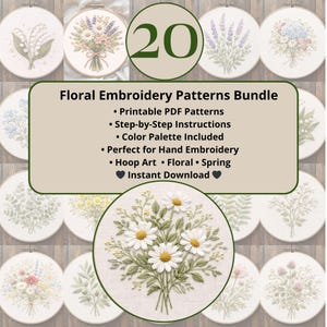 Puede incluir: Imagen que muestra 20 patrones de bordado floral en aros. Los diseños incluyen flores bordadas como margaritas y lavanda. El texto "Floral Embroidery Patterns Bundle" también es visible.