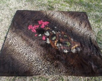 Gorgeous Antique CHASE Horse Hair Horsehair Buggy/Sleigh/Carriage Blanket Lap Robe--Cheetah Print-Pink Flowers/Leaves 61x53 1/2