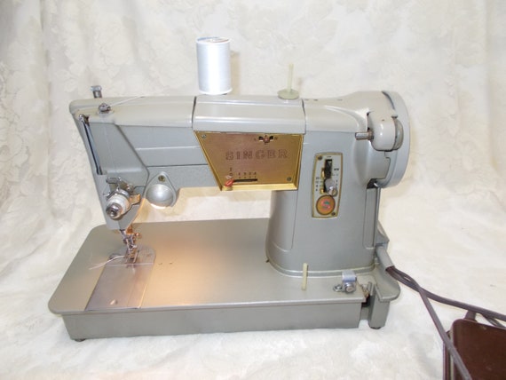 Restored singer 328K Style-O-Matic Sewing Machine Metal Gears Restored singer 328K Style-O-Matic Sewing Machine Metal Gears