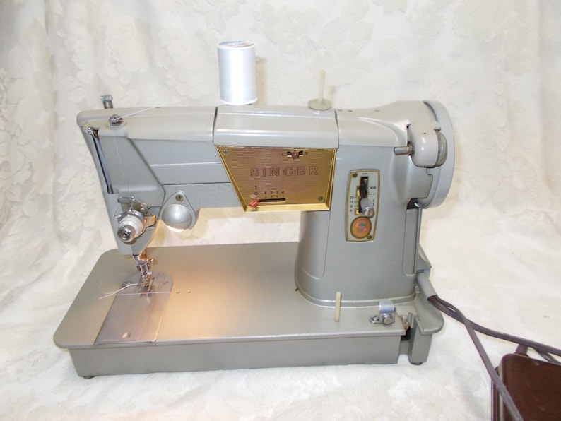 Vintage 1960s Singer Style-O-Matic 328K Sewing Machine-Heavy Duty w/Manual/Attachments/9 Cams/Working Light image 2