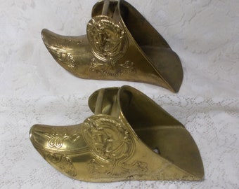 Vtg Pair Ornate Brass Shoes Horse Stirrups Wall Pockets/Sconces-Horse Engraved
