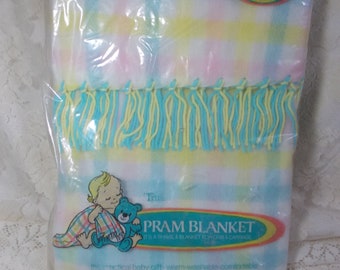 NOS Triboro Pram Baby Blanket-Pastel with Green/Yellow Fringe-36x45 Acrylic NIP