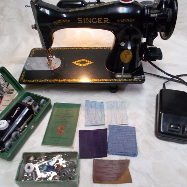 Vtg 1949 Singer 15 Naaimachine met Manual-Buttonholer-Attachments-9 Extra Klossen-Heavy Duty