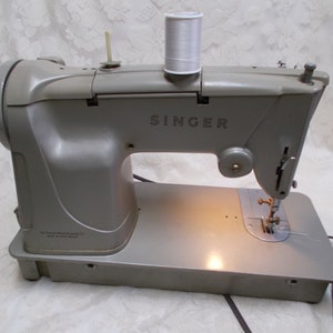 Vintage 1960s Singer Style-O-Matic 328K Sewing Machine-Heavy Duty w/Manual/Attachments/9 Cams/Working Light image 4