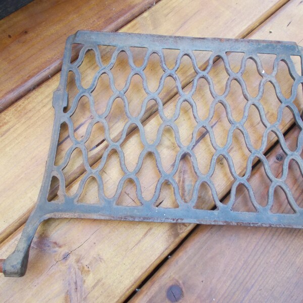 Antique SINGER Treadle Sewing Machine Cast Iron Treadle--Steampunk-Industrial-Repurpose