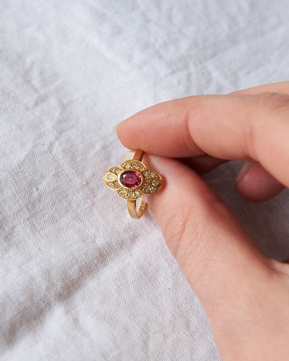 Diamond & Ruby 9ct Gold Ring - image 10