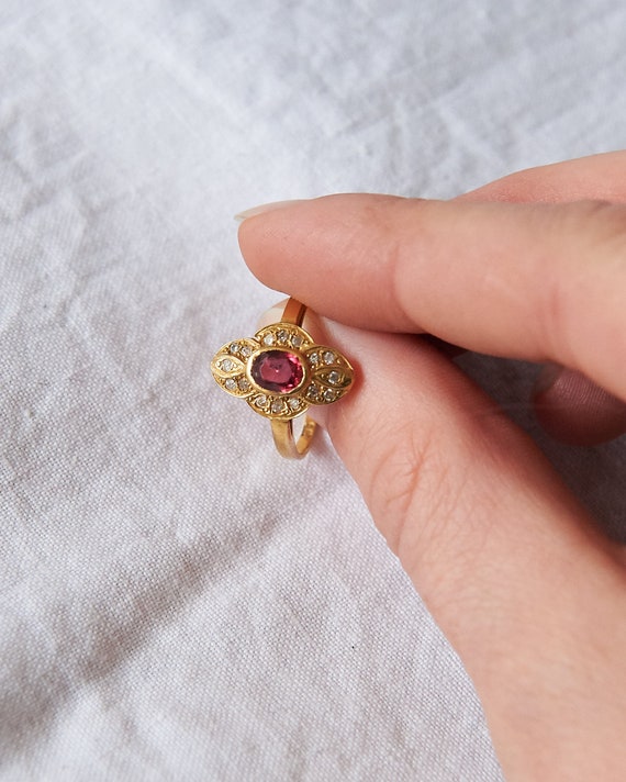 Diamond & Ruby 9ct Gold Ring - image 9