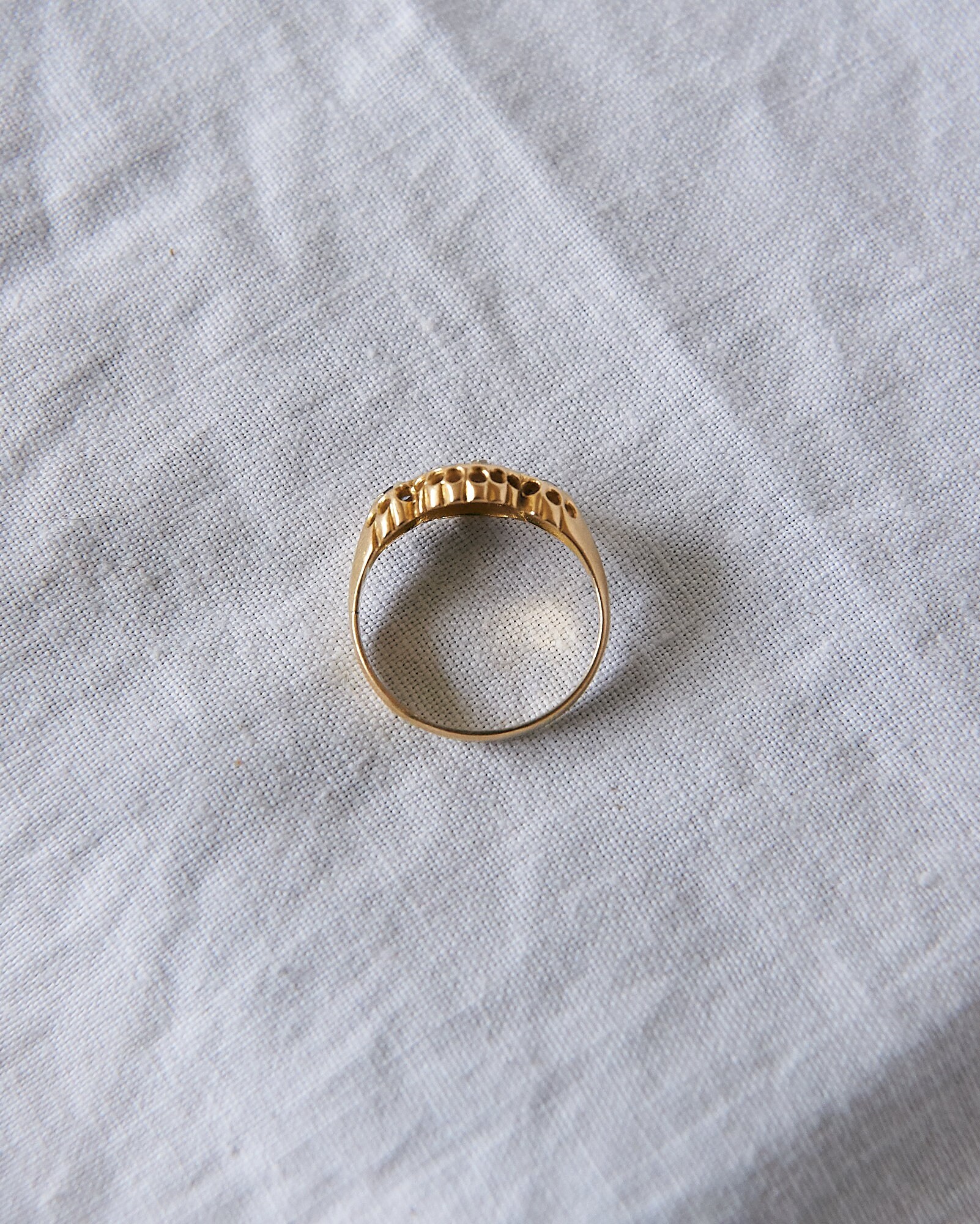 Sapphire & Diamond 18ct Gold Ring - Etsy Ireland