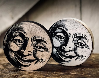 Primitive Folk Art Pattern Happy Vintage Wooden Moons with Printable Graphics by Walnut Ridge Primitives