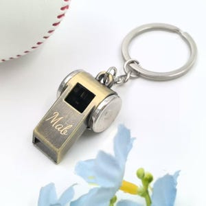 Personalised Stainless Steel Coach&#39;s Whistle with Keychain - Ideal Gift for Coaches, Referees and Trainers
