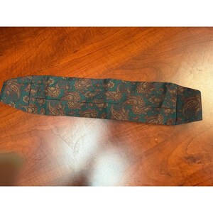 J McLaughlin Green Paisley Cummerbund Adjustable‎ Formal Paisley Cummerbund Green Wedding Ties, Cravats and  main image 3
