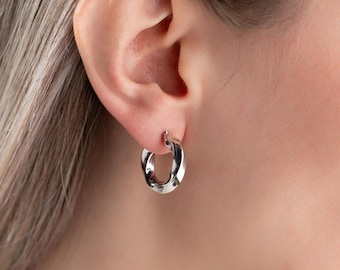 Small Twisted Hoops: Minimalist Gold Rope Design - Sterling Silver, Secure Fit for Second Piercing or Cartilage