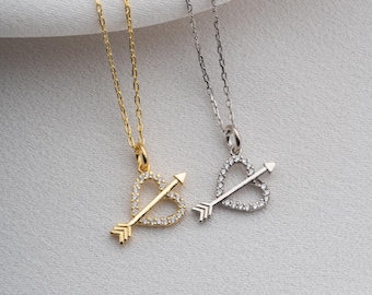Arrow Heart Necklace in 925 Sterling Silver, Zircon Heart Arrow Pendant Jewelry Gift for Women, Minimal Dainty Necklace