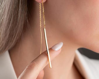 Pendientes colgantes minimalistas de plata de ley chapados en oro: Barra colgante minimalista.