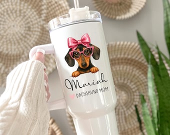 Dachshund Mom Tumbler with Name – Personalized Dog Lover Gift, Custom Wiener Dog Cup, Dachshund Lover Tumbler, Dachshund Gift, Dachs Mom