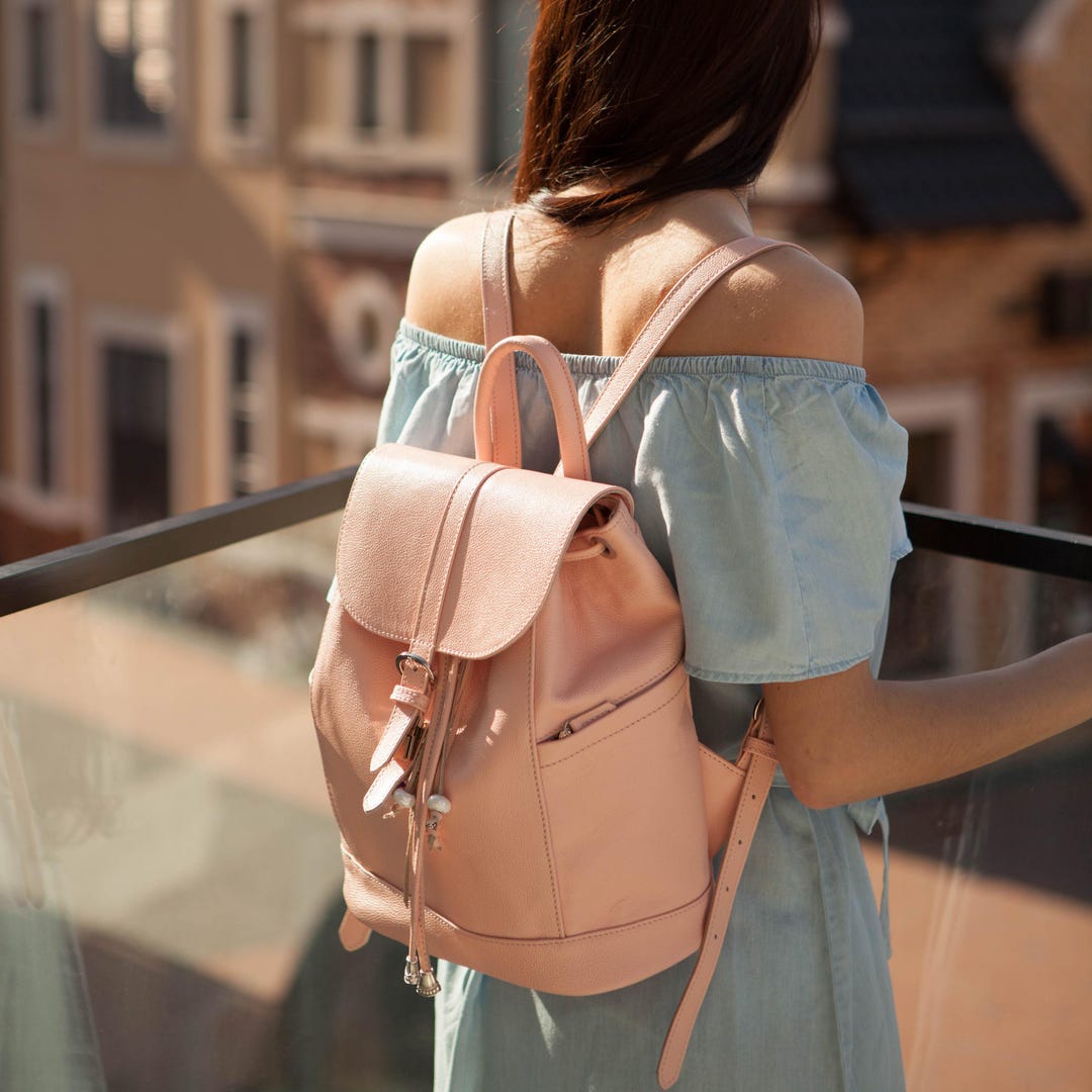 dusty periwinkle north face backpack Amazon.com: THE Women's Isabella Sling, Dark Heather/Shady Blue/Summit Navy, One Size : Clothing, Shoes & Jewelry cowhide bag Herschel Classic Backpack Blue Size:20L specific design