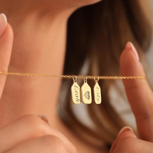 Collier porte-nom personnalisé en or 14 carats ∙ Pendentif étiquettes gravées avec date initiale nom minimaliste ∙ Bijoux porte-nom faits main ∙ Cadeau pour elle