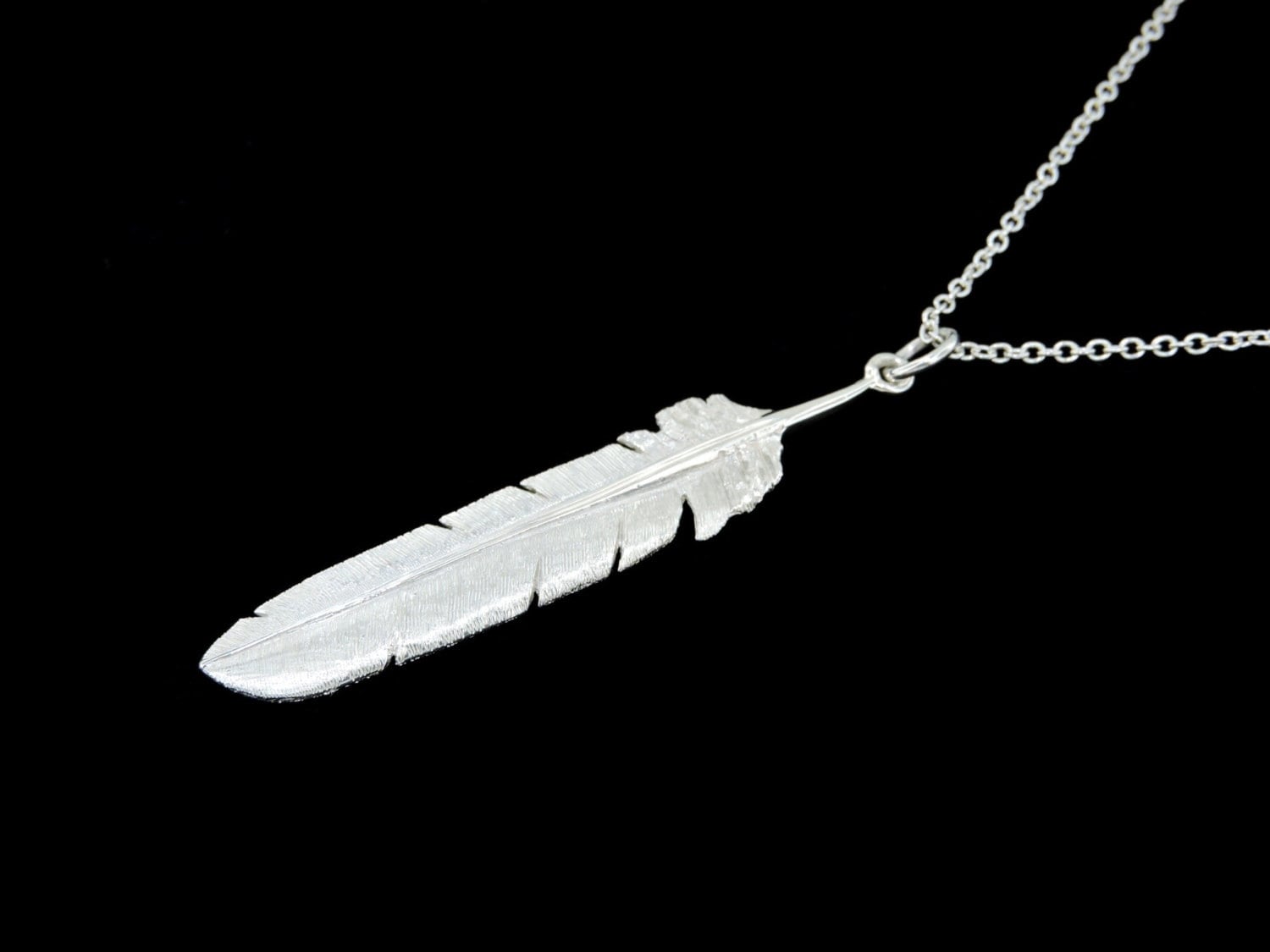 Men's Sterling Silver Indian Pattern Feather Necklace - 22 in