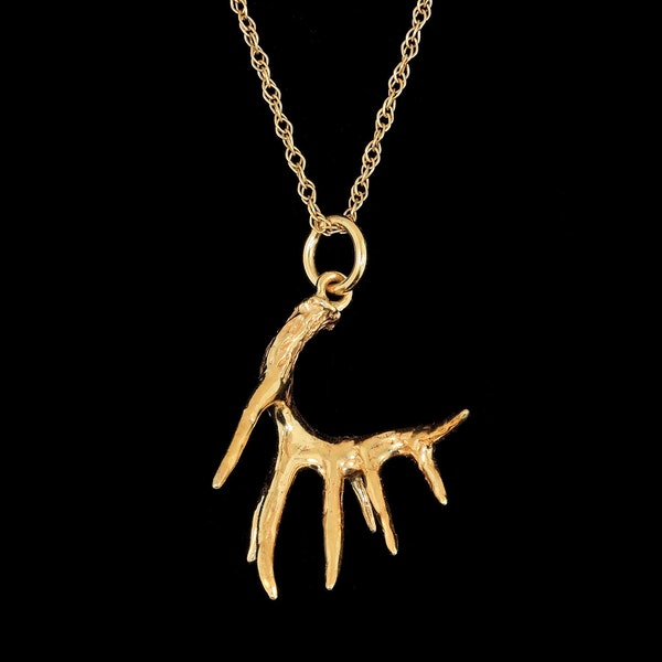 Colgante de asta de ciervo de oro amarillo de 14k hecho a medida