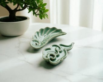 Ceramiczny uchwyt na kadzidełka w kształcie liści – smukły, minimalistyczny palnik