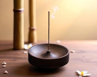Kadzielnica z czarnego orzecha: ręcznie robiony element dekoracyjny do medytacji zen