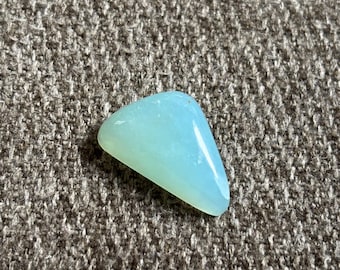 14 cts. Peruvian Opal Cabochon