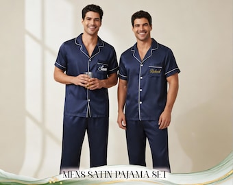 Gepersonaliseerde satijnen pyjamaset voor heren – pyjamaset met aangepaste tekst, top en broek met korte mouwen, cadeau bruidsjonker of vrijgezellenfeest – cadeau voor echtgenoot