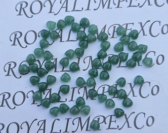Piedra preciosa cabujón de jade verde natural en forma de corazón (2-15 mm)