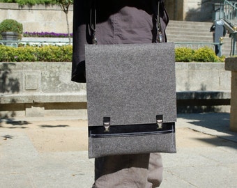 12 inch MacBook bag felt 12inch MacBook bag MacBook 12 inch bag with pocket and adjustable strap - Grey felt and black leather