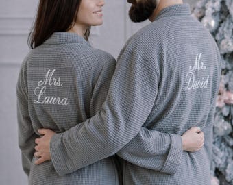 Batas de baño personalizadas de gofre para parejas, juego de 2, bata de algodón con bordado, ropa de estar por casa a juego.