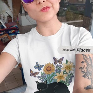 Flower Cat Unisex T-Shirt for Cat Lovers, Gift for Her, Cat Mom Shirt, Cute Book Cat Tee, Cat Lover Gift, Cat Lady Tee, Floral Kitten Top