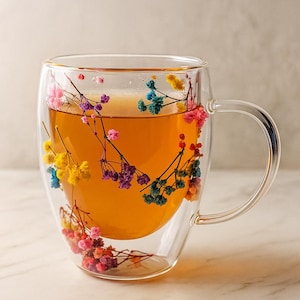 Blommig dubbelväggig glasmugg – Elegant isolerad tekopp, 350 ml – Värmebeständig present till kaffeälskare, estetisk glasmugg